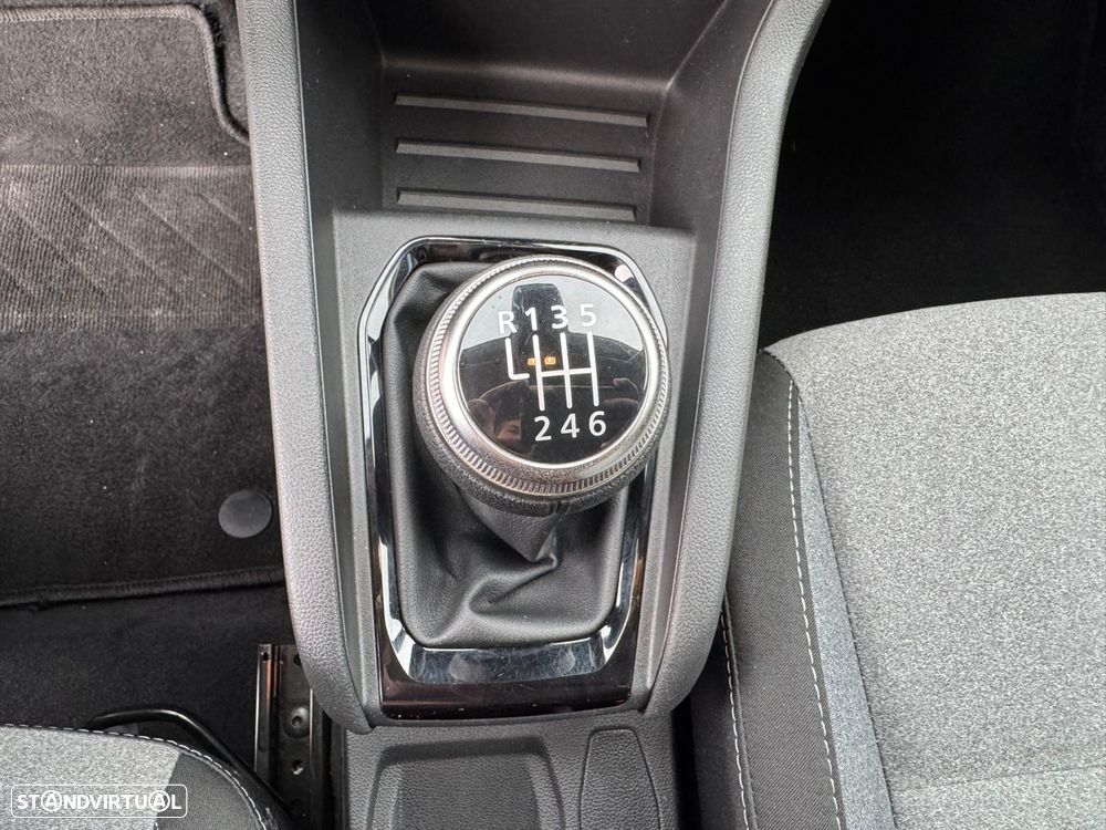 Renault Clio 1.0 TCe Evolution - 22