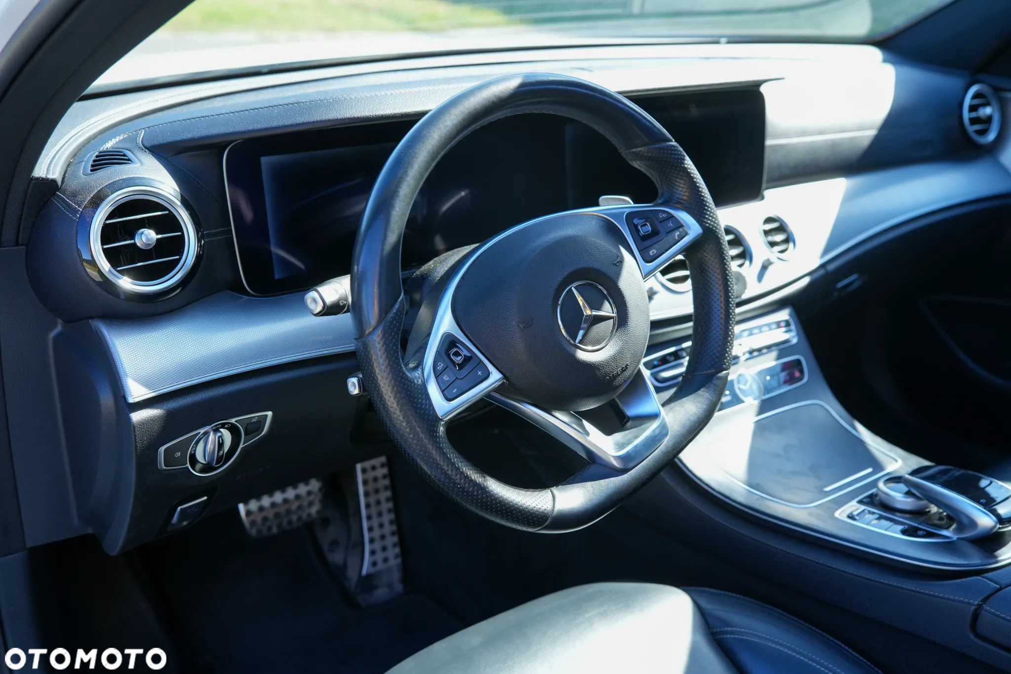 Mercedes-Benz Klasa E 200 d T 9G-TRONIC AMG Line - 19