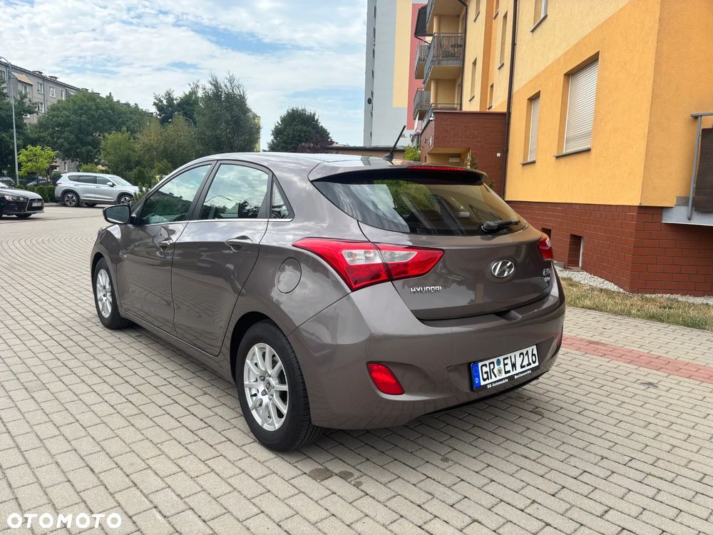 Hyundai i30 1.6 Fifa World Cup Edition - 10
