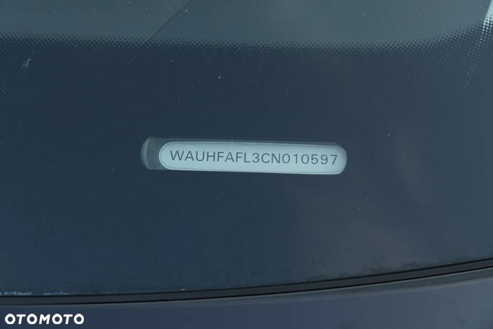 Audi A4 ver-2-0-tfsi-quattro - 33