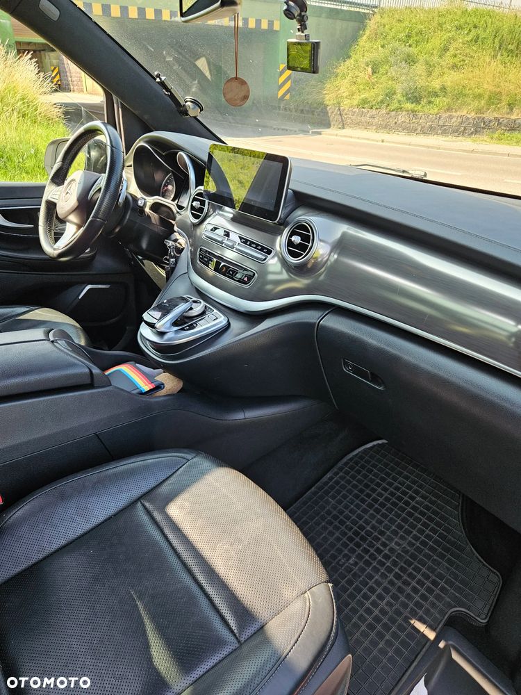 Mercedes-Benz Klasa V 250 d 4-Matic 7G-Tronic - 12