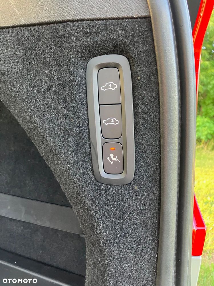 Volvo XC 90 - 16