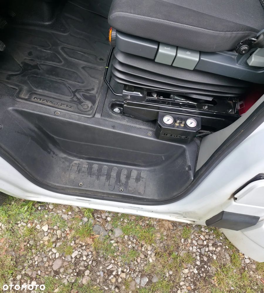 Renault Master - 17