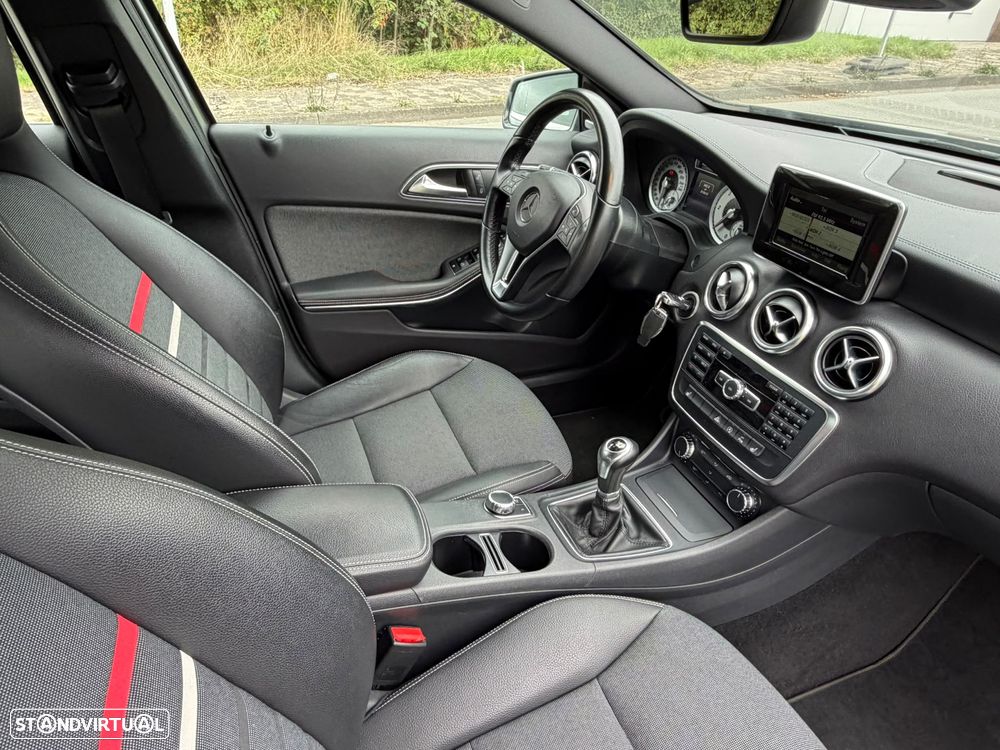 Mercedes-Benz A 180 CDI (BlueEFFICIENCY) Urban - 13