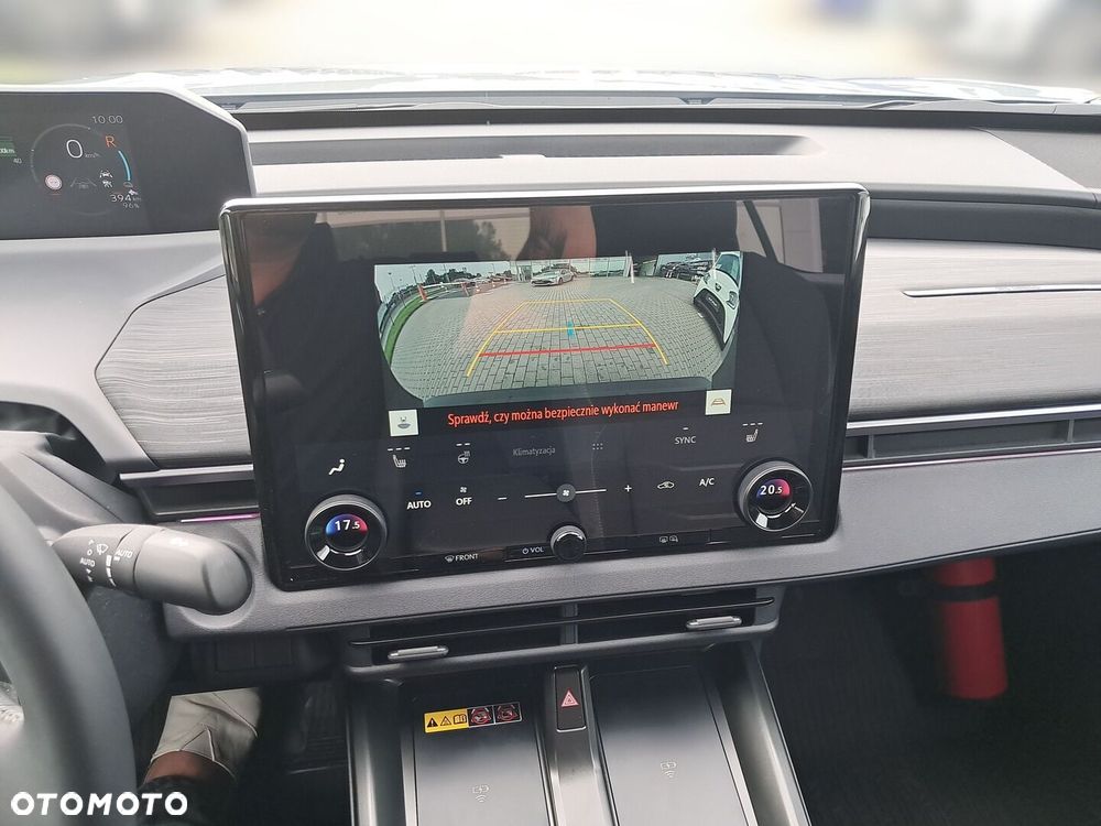 Toyota C-HR+ - 9