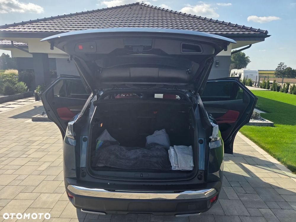 Peugeot 3008 1.6 PureTech HYbrid GT Line S&S EAT8 - 10