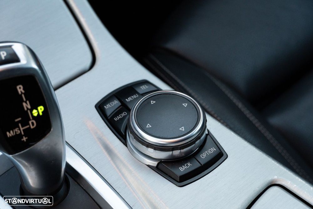 BMW 520 d Line Luxury Auto - 41