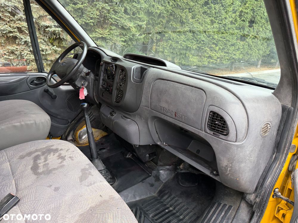 Ford Transit - 11