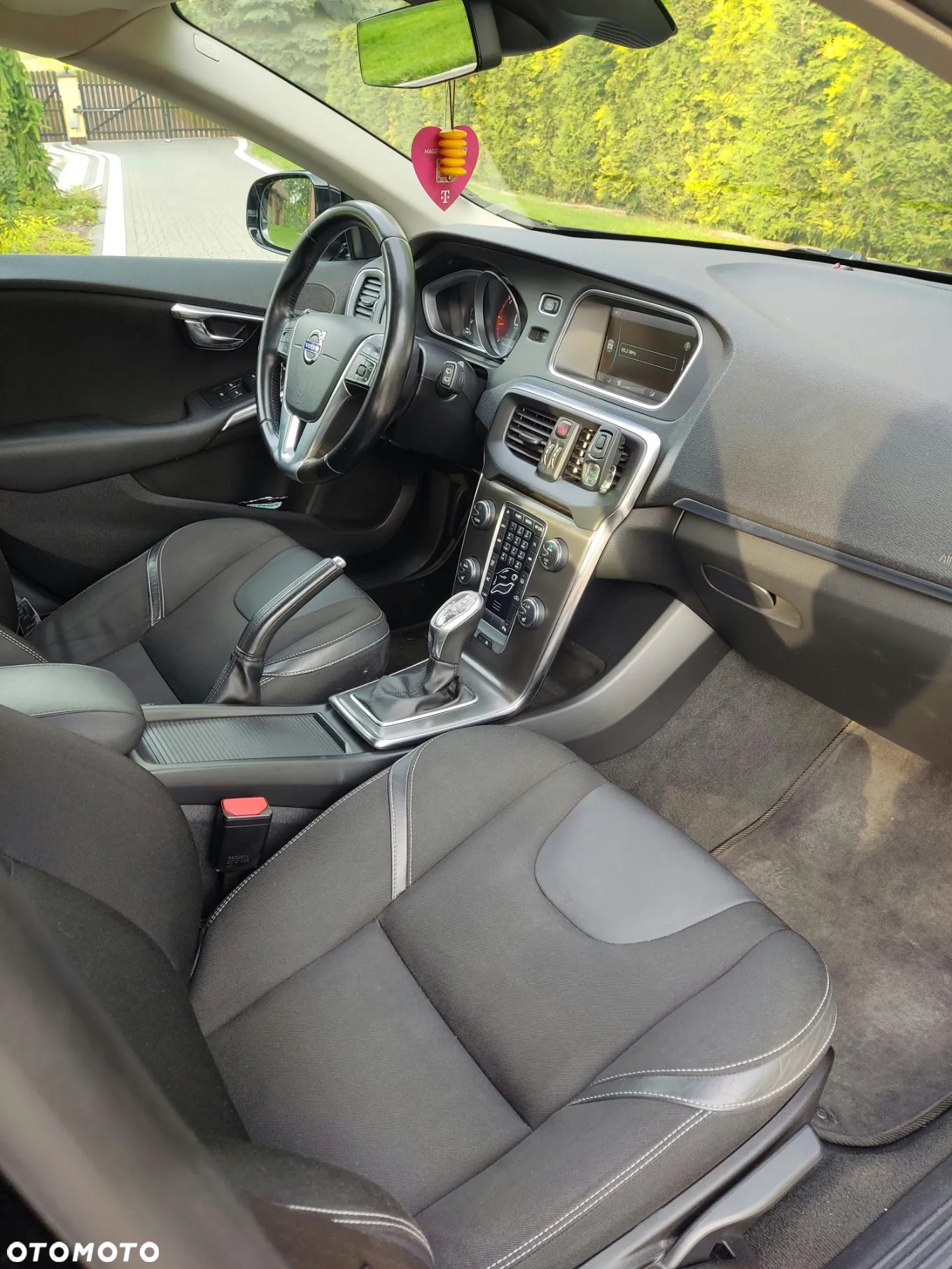 Volvo V40 D3 Momentum - 24