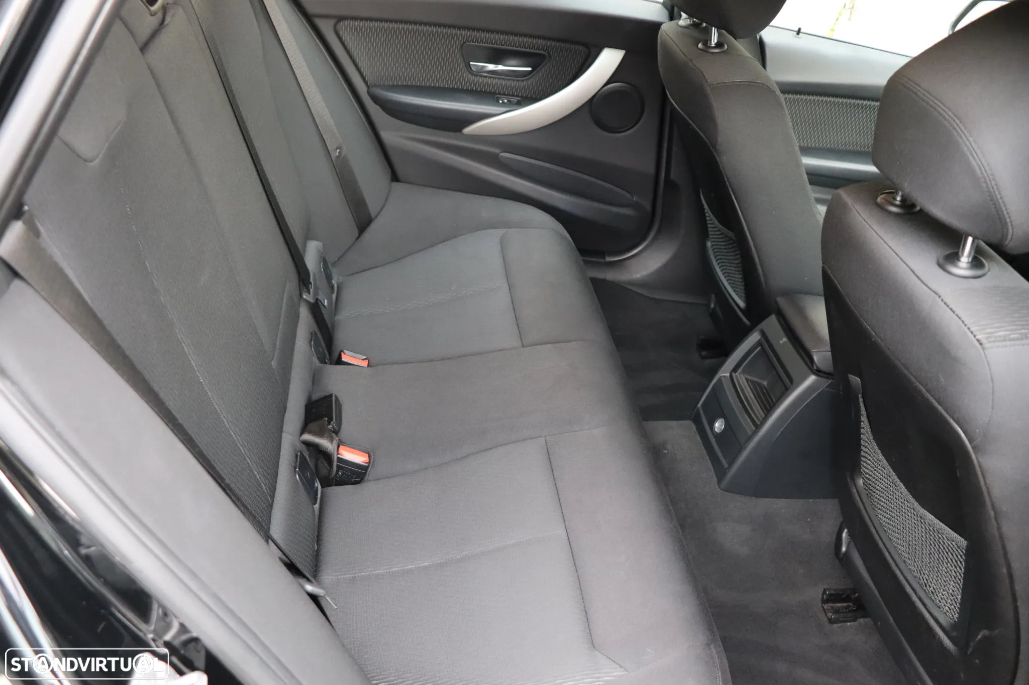 BMW 316 d Touring - 13
