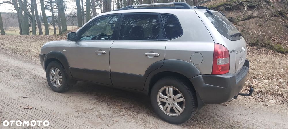 Hyundai Tucson 2.0 CRDi Active - 16