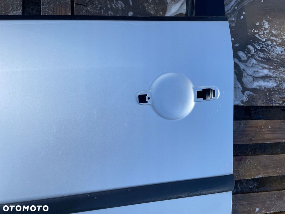 vw touran I drzwi lewe przód przednie kod lakieru - LA7W - 7