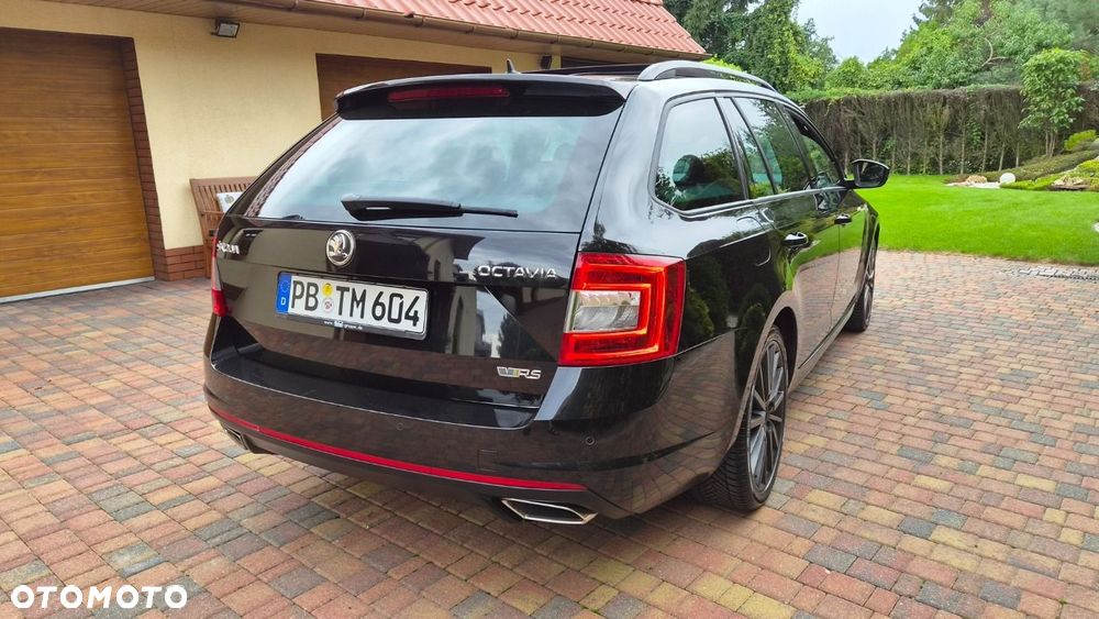 Skoda Octavia 2.0 TDI RS - 12