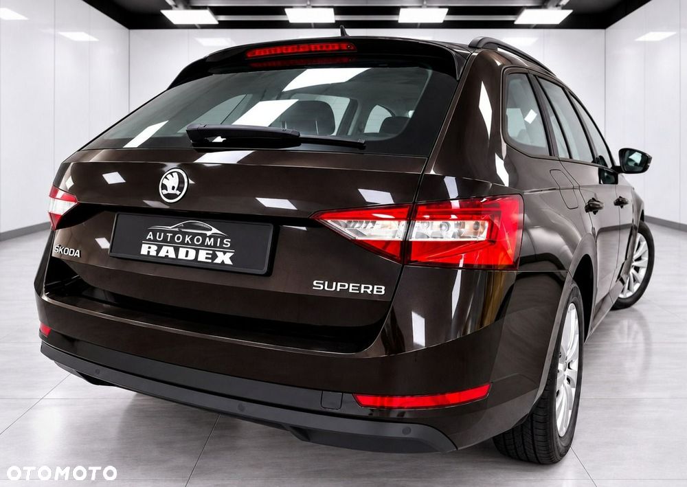 Skoda Superb - 36