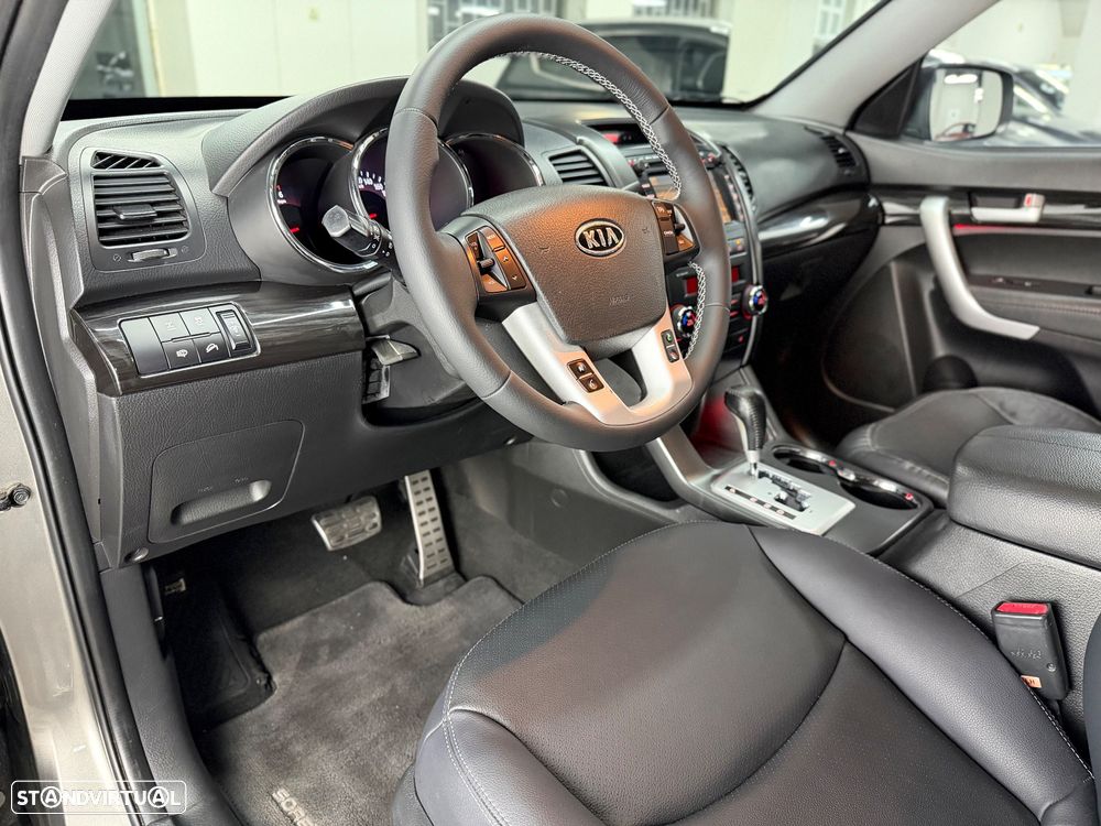 Kia Sorento 2.2 CRDi 4WD Aut. Executive - 16