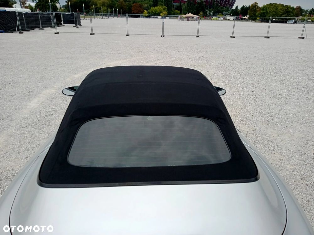Porsche 911 Carrera 4 Cabrio - 2