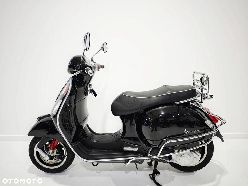 Vespa GTS - 5