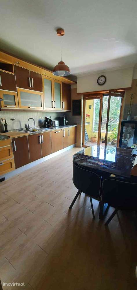 T3 PREMIUM C/ DOMÓTICA |GARAGEM DUPLA |JARDIM C/ CHURRASQUEIRA |MERCÊS - Grande imagem: 3/39