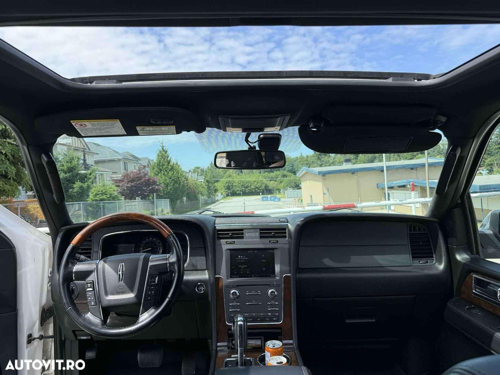 Lincoln Navigator - 9
