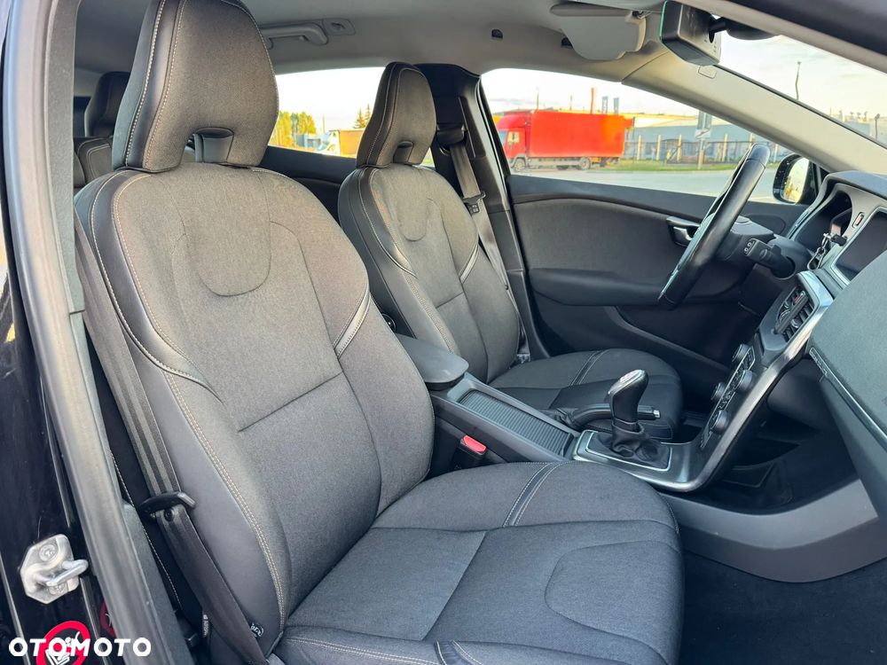 Volvo V40 T4 - 17