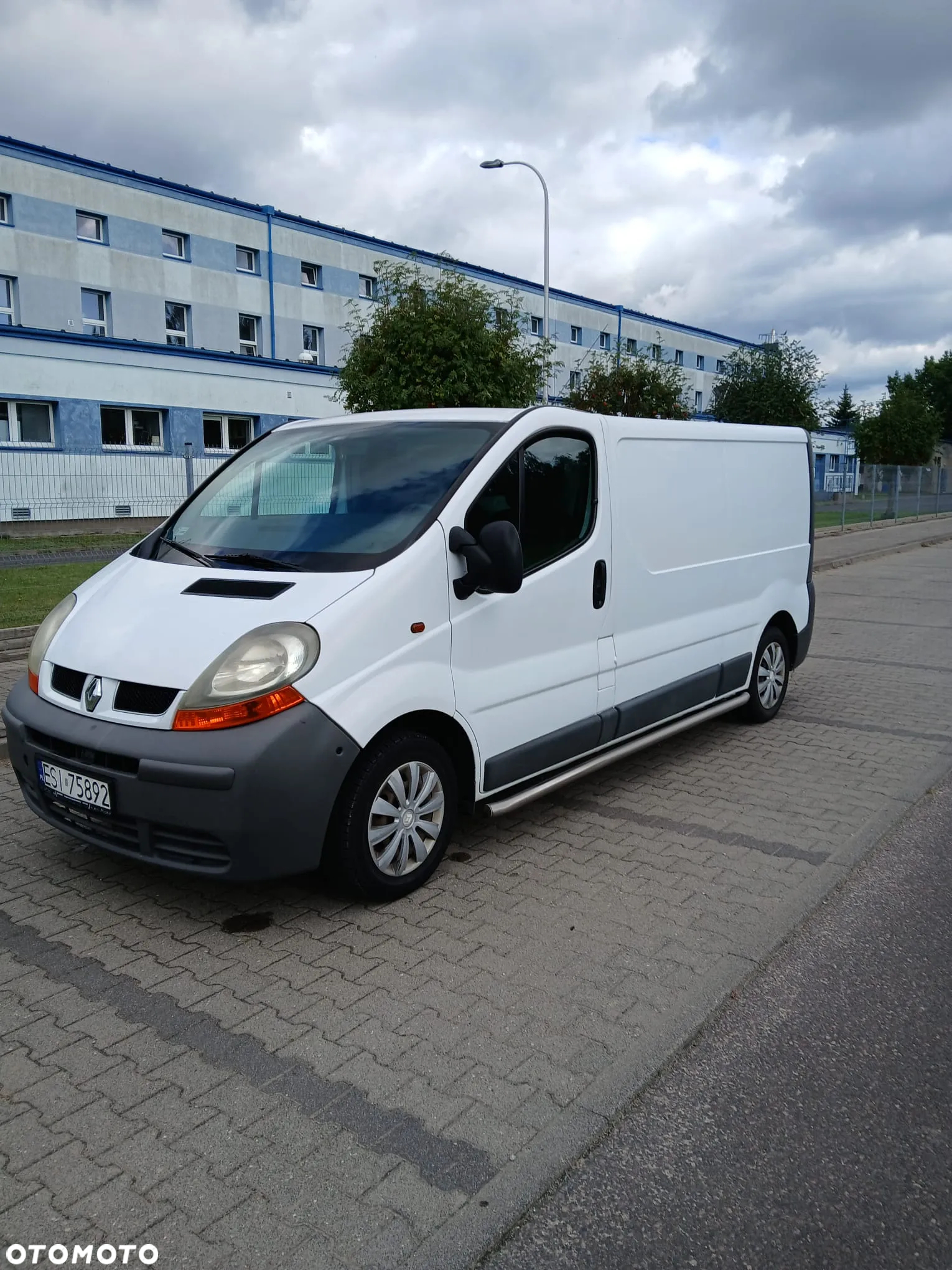 Renault Trafic - 2
