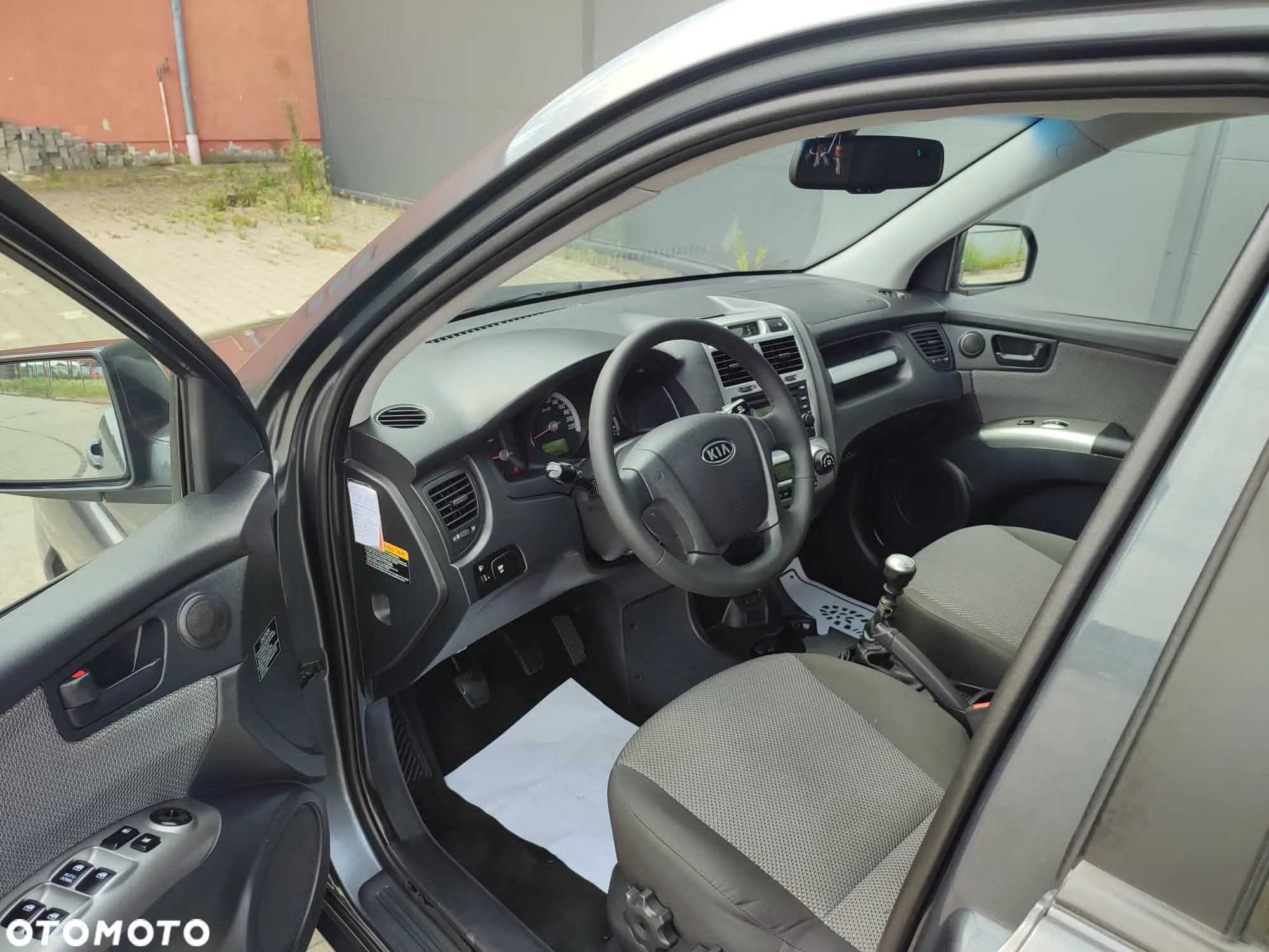 Kia Sportage 2.0 CRDI 2WD Attract - 15