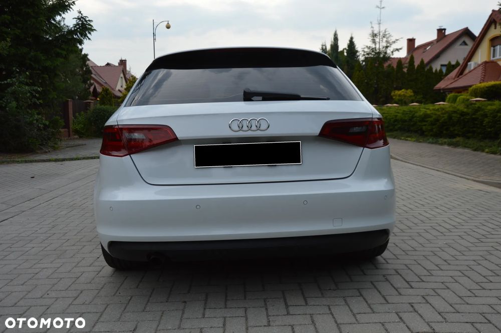 Audi A3 Sportback 1.2 TFSI Attraction - 14