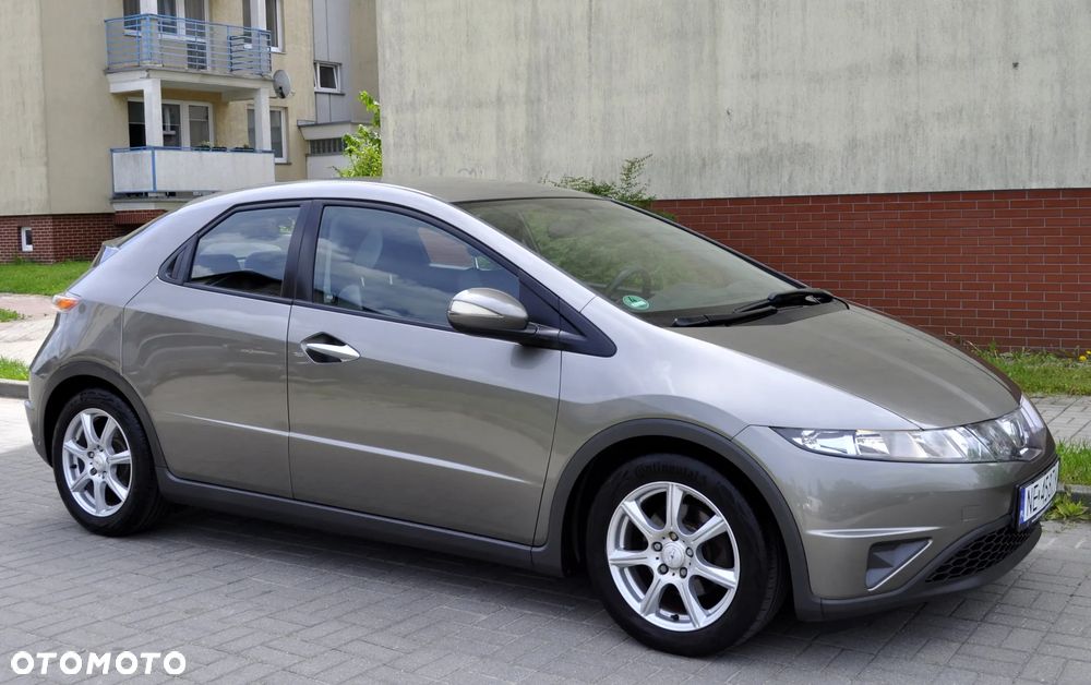 Honda Civic 1.8i-VTEC Comfort - 3