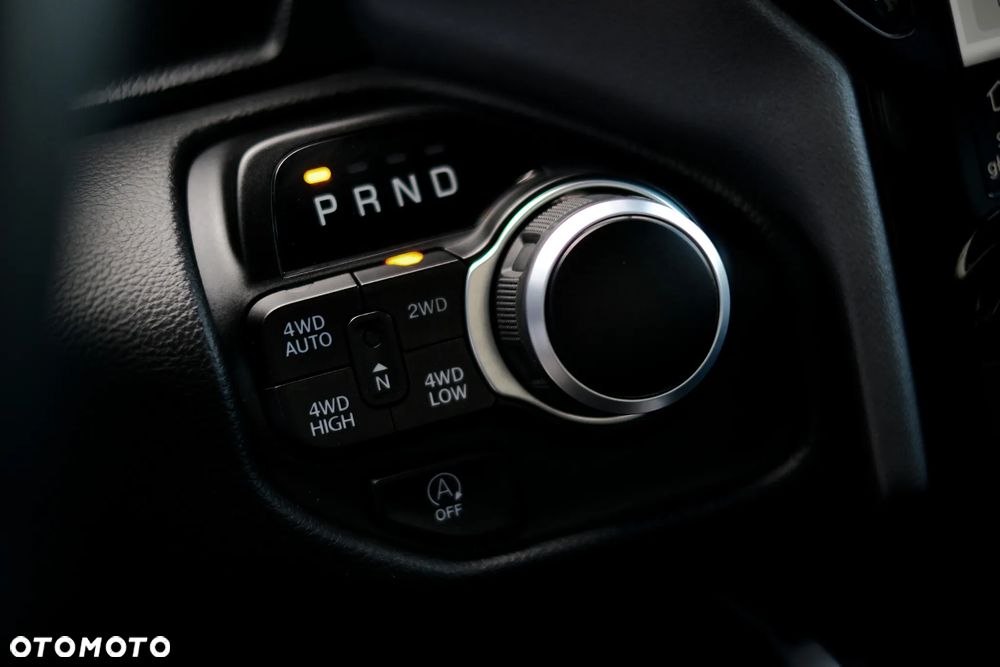 RAM 1500 5.7 Crew Cab Bighorn - 28