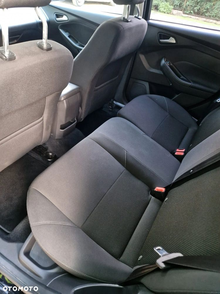 Ford Focus 1.5 TDCi SYNC Edition - 14