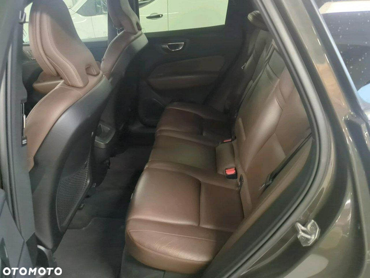 Volvo XC 60 - 8