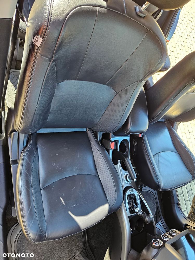 Citroën C-Crosser 2.2 HDi Exclusive DCS - 32