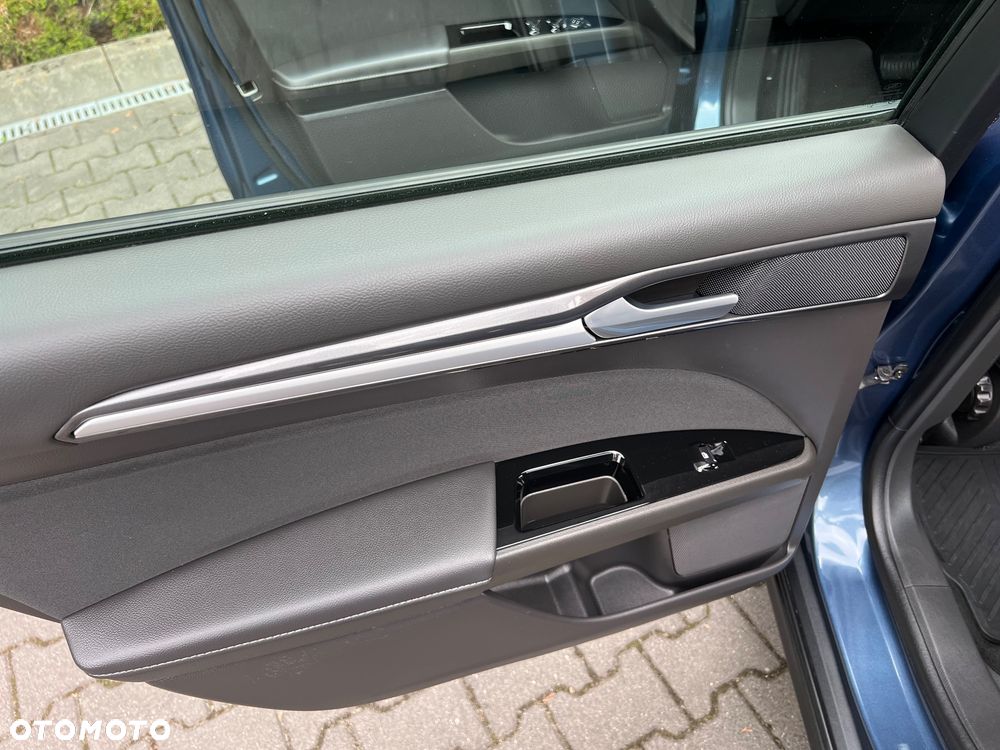 Ford Mondeo - 15