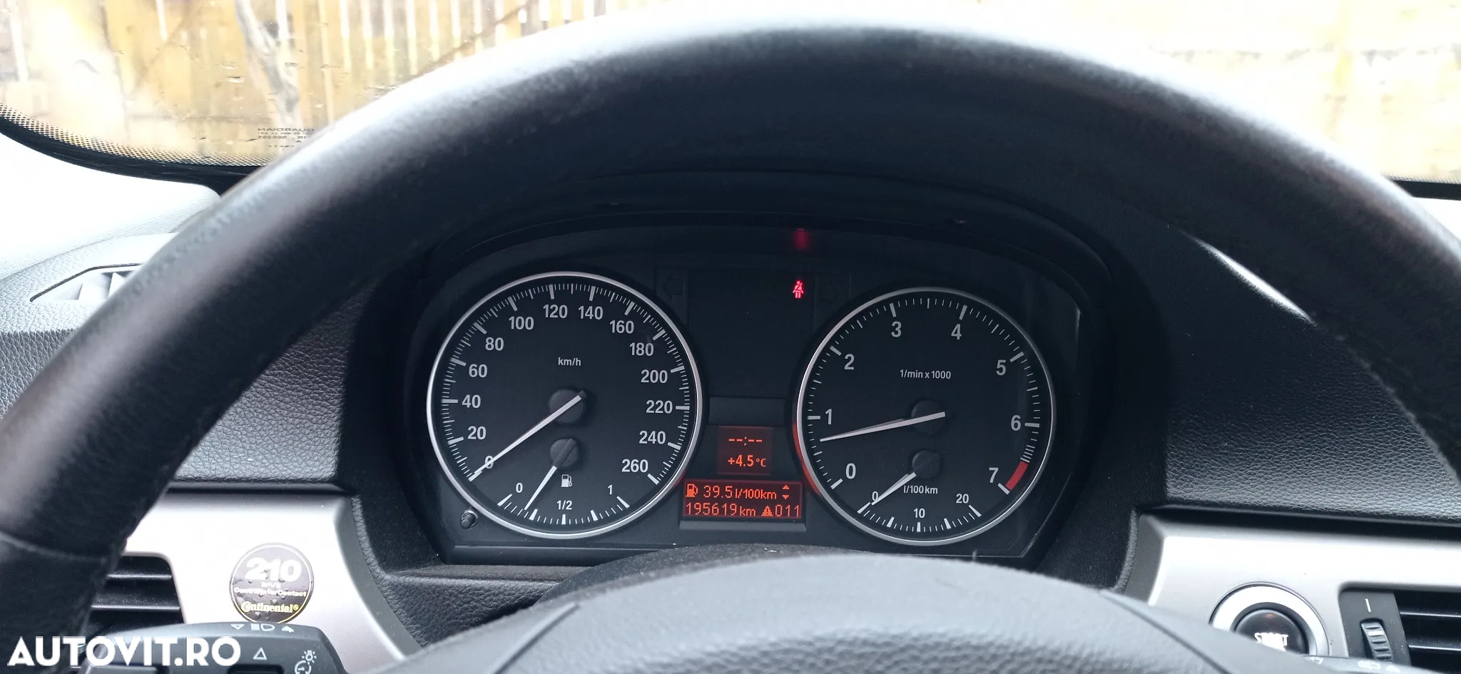 BMW Seria 3 318i - 8