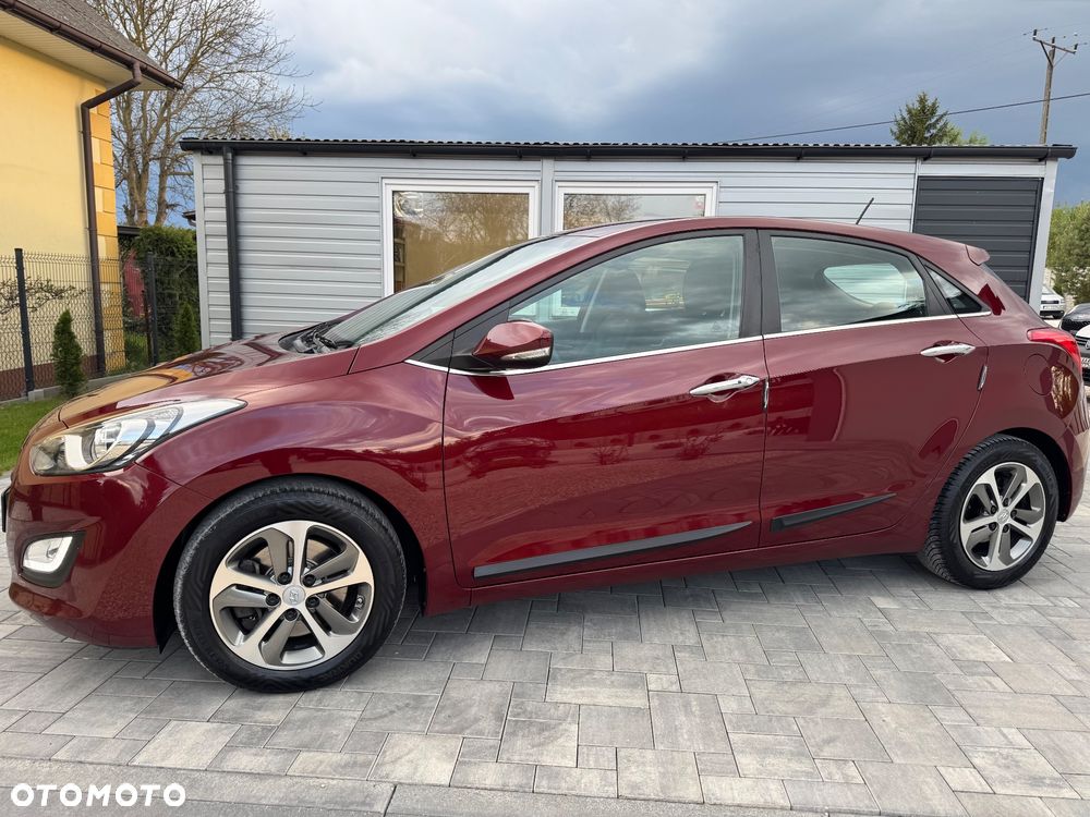 Hyundai i30 blue 1.6 CRDi YES Silver - 13