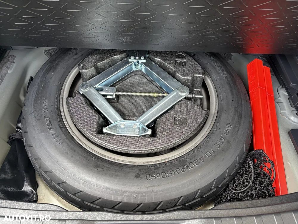 Toyota RAV4 2.5 VVT-iE 4x4 Luxury - 33