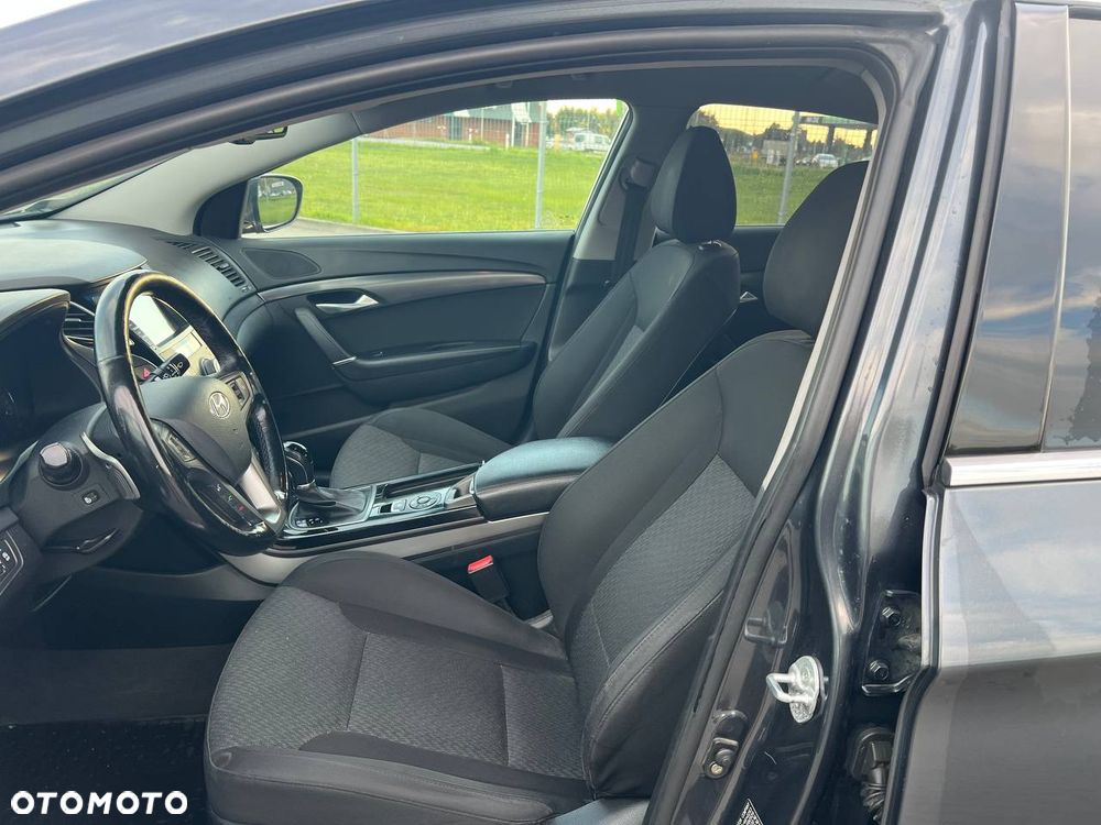 Hyundai i40 1.7 CRDi BlueDrive Business DCT - 8