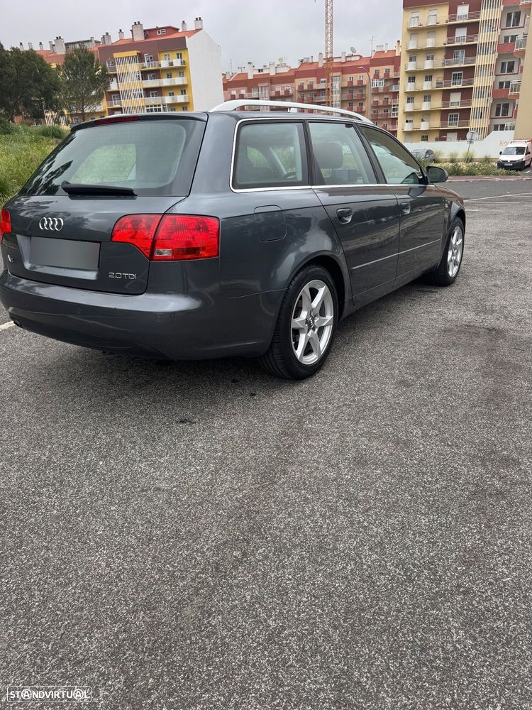 Audi A4 Avant 2.0 TDi - 4