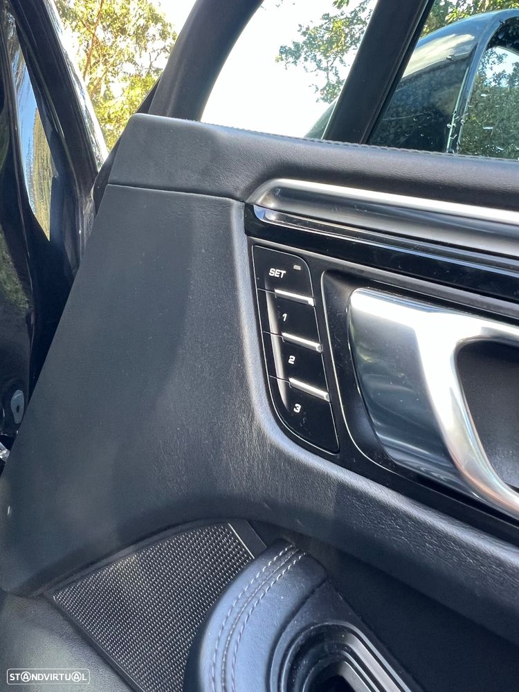 Porsche Macan S - 21