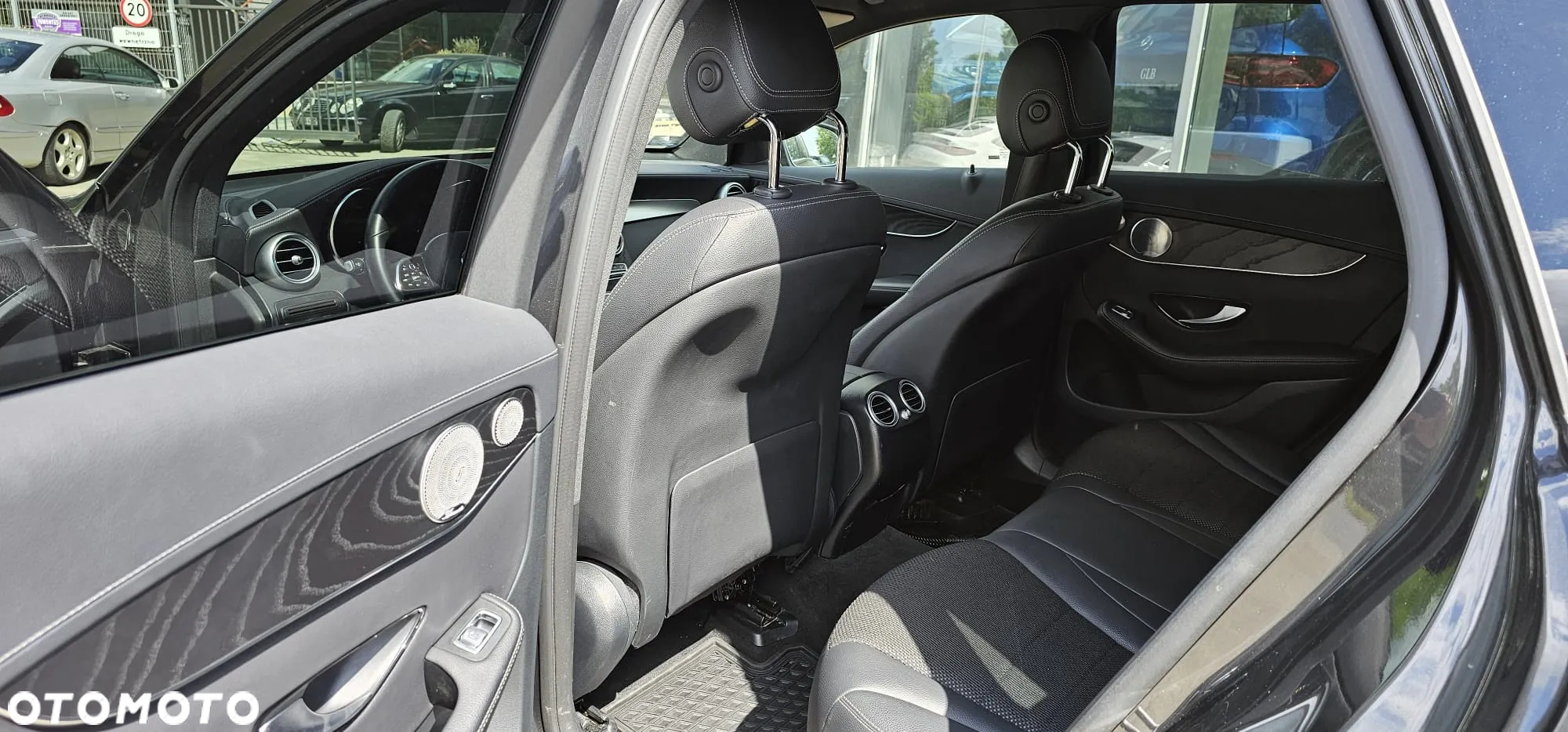 Mercedes-Benz GLC 300 d 4-Matic - 16