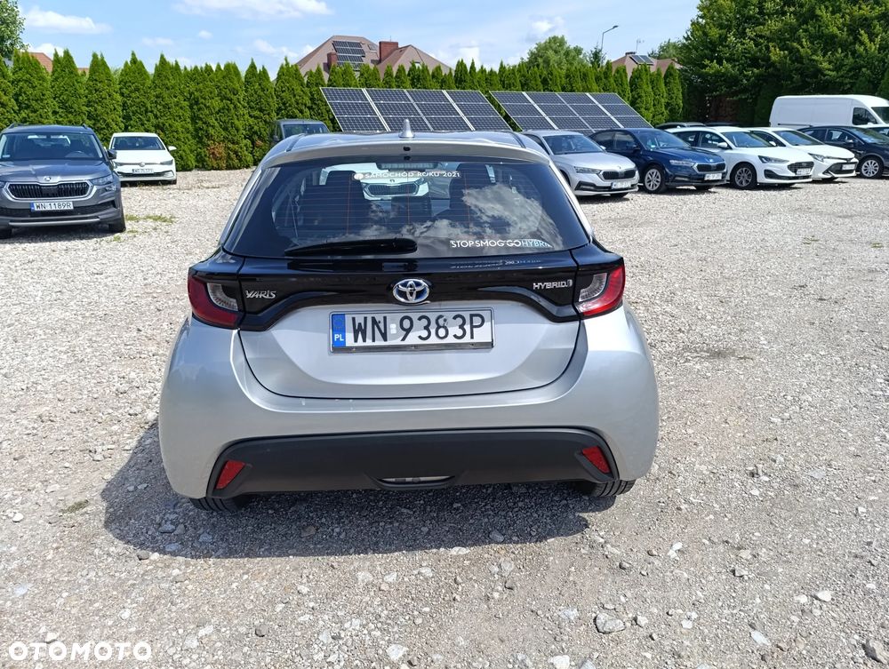 Toyota Yaris Hybrid 1.5 Active - 10