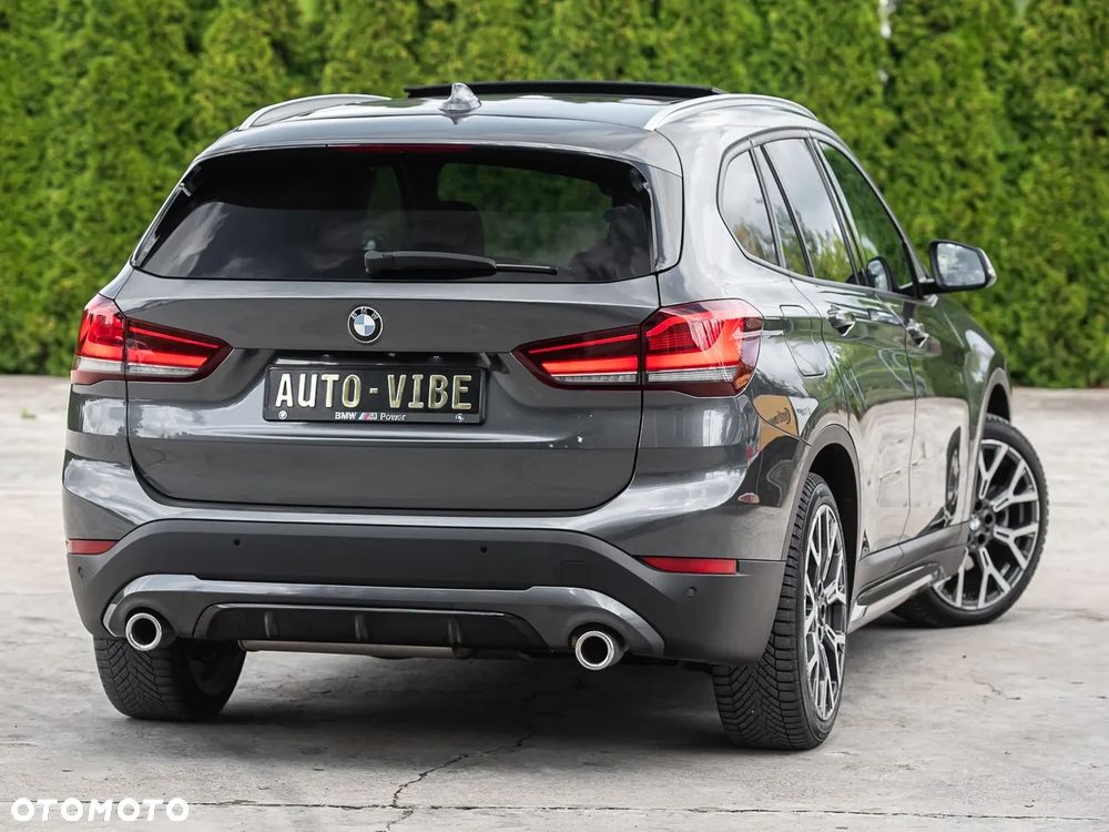 BMW X1 xDrive20d Sport Line sport - 12