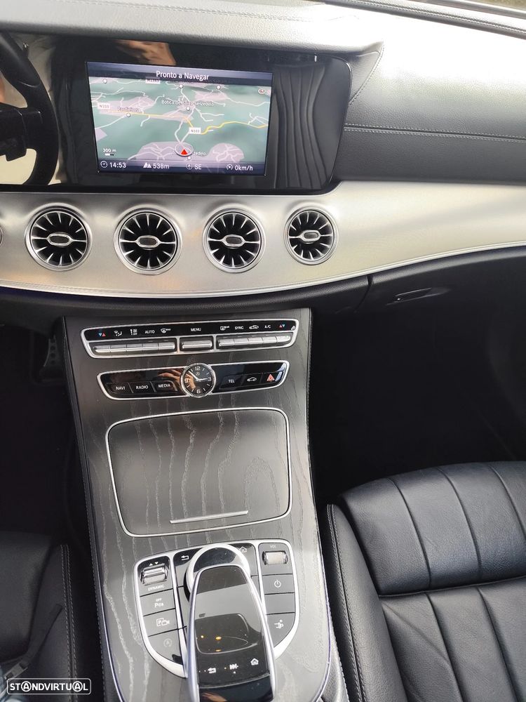 Mercedes-Benz E 220 d AMG Line - 11