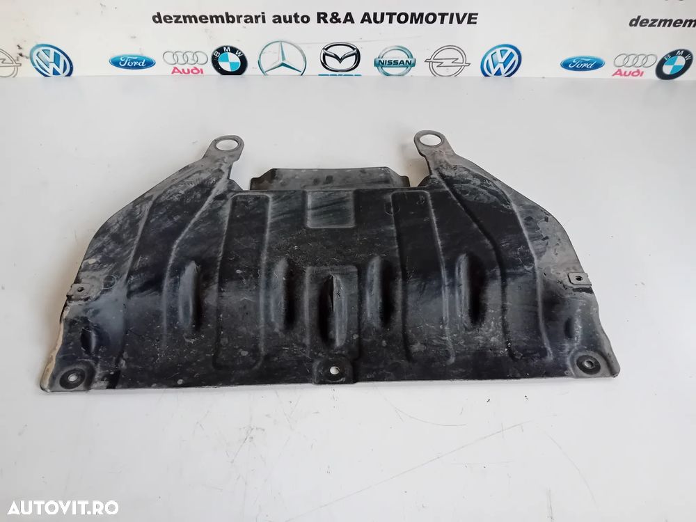 Scut Cutie Viteze BMW F20 F21 F23 F30 F31 F32 F33 F36 Original – 6850067 - 1