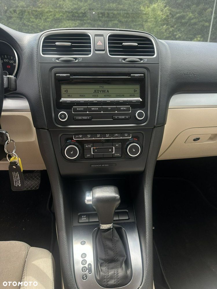 Volkswagen Golf - 14