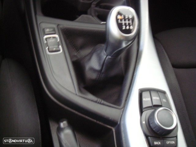 BMW 116 d EDynamics Line Sport - 28