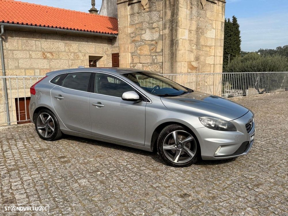 Volvo V40 1.6 D2 R-Design - 23