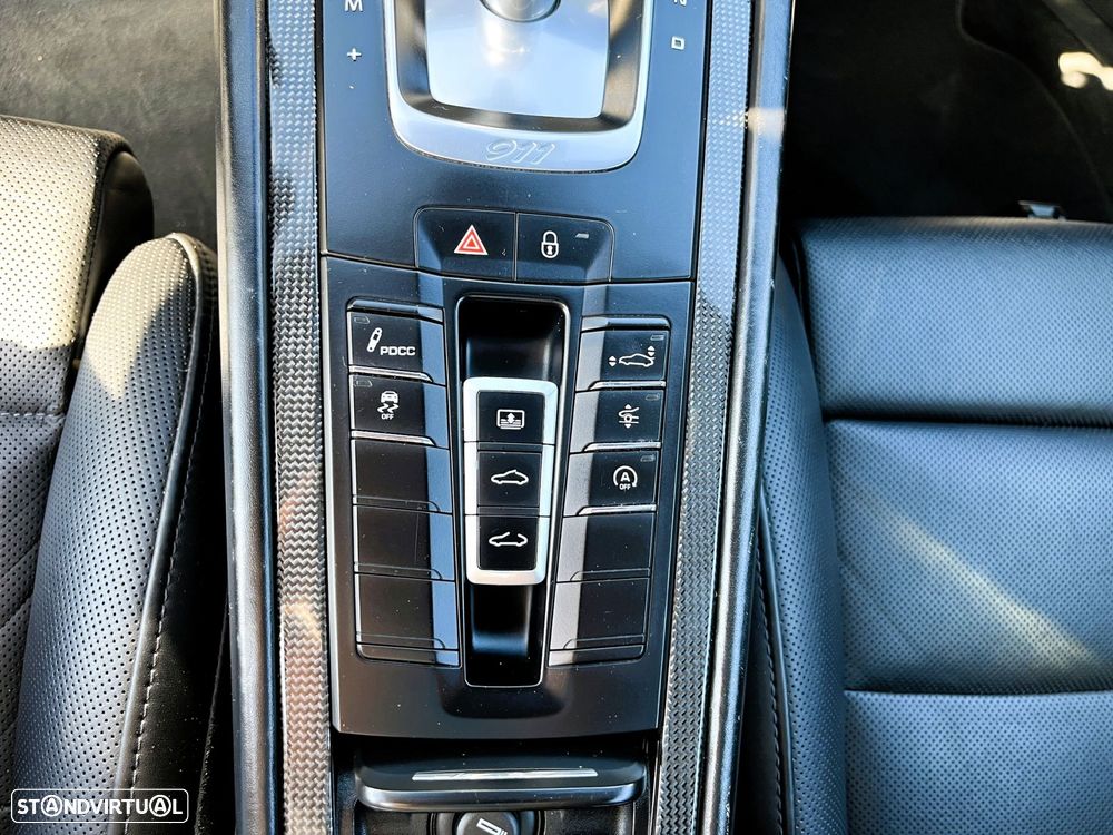 Porsche 911 (991) Turbo S PDK - 41