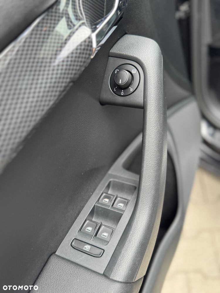 Skoda Octavia 2.0 TDI RS DSG - 18
