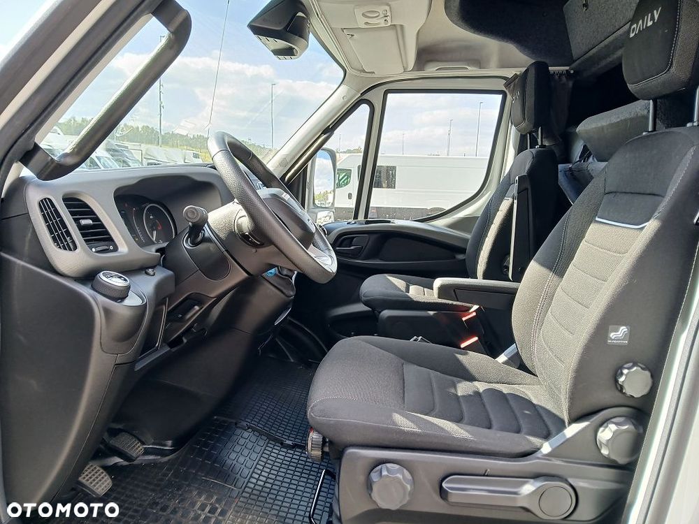Iveco KAMIL NADWOZIA DAILY 70C18 - 5
